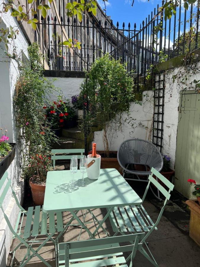Apartament Guestready - Chic Flat In The Heart Of Edynburg Zewnętrze zdjęcie